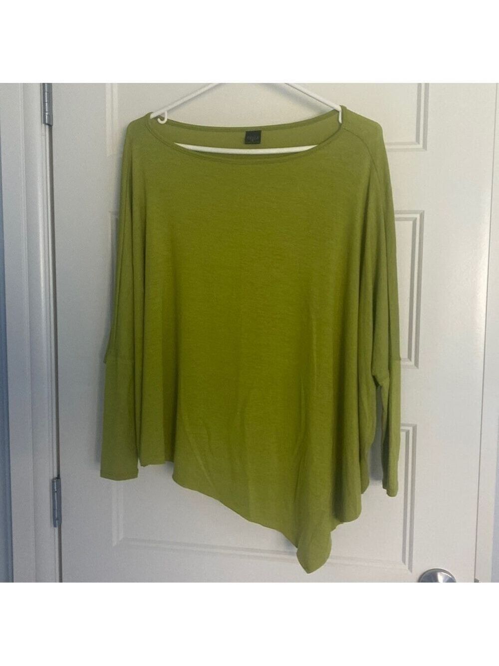 LONG sleeved asymmetrical poncho size small